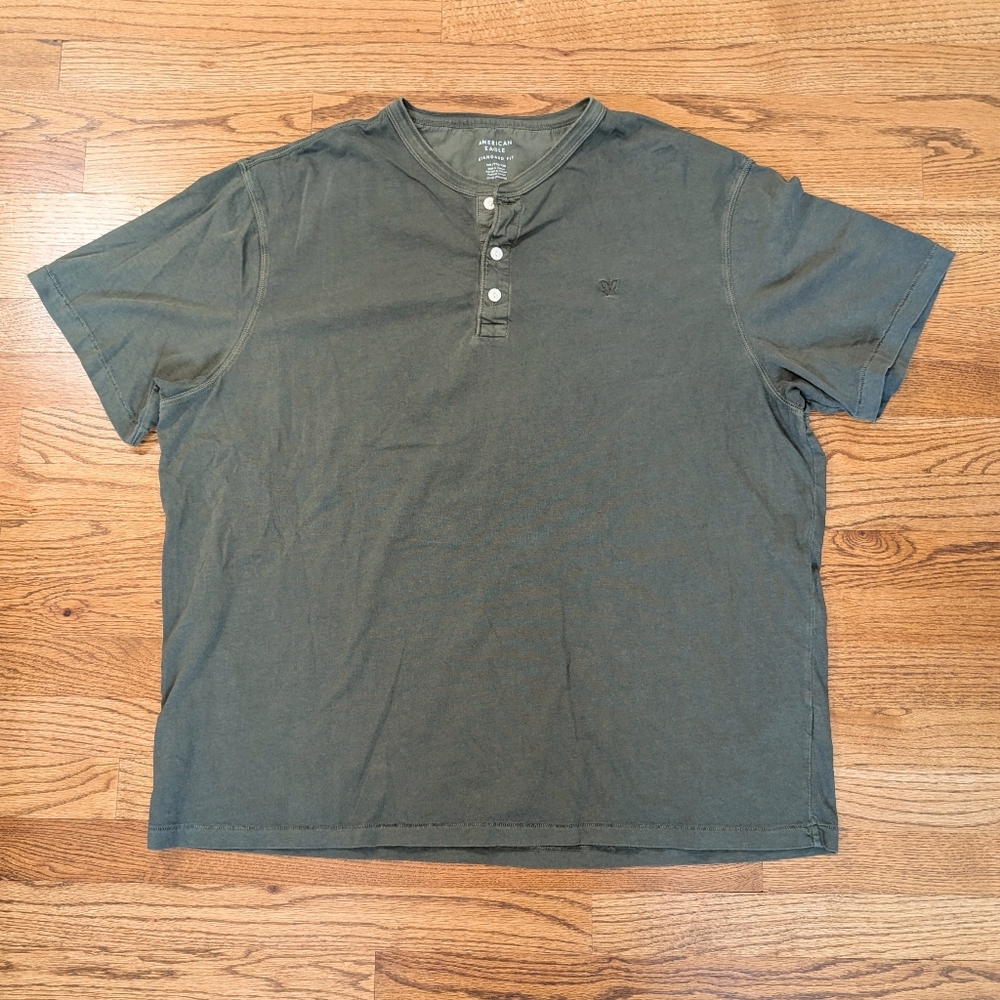 American Eagle Men's T-Shirt Short Sleeve Olive Green Henley Size XXL